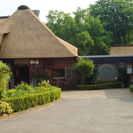 Landhaus Absalonshorst Hotel Groß Grönau Exterior foto